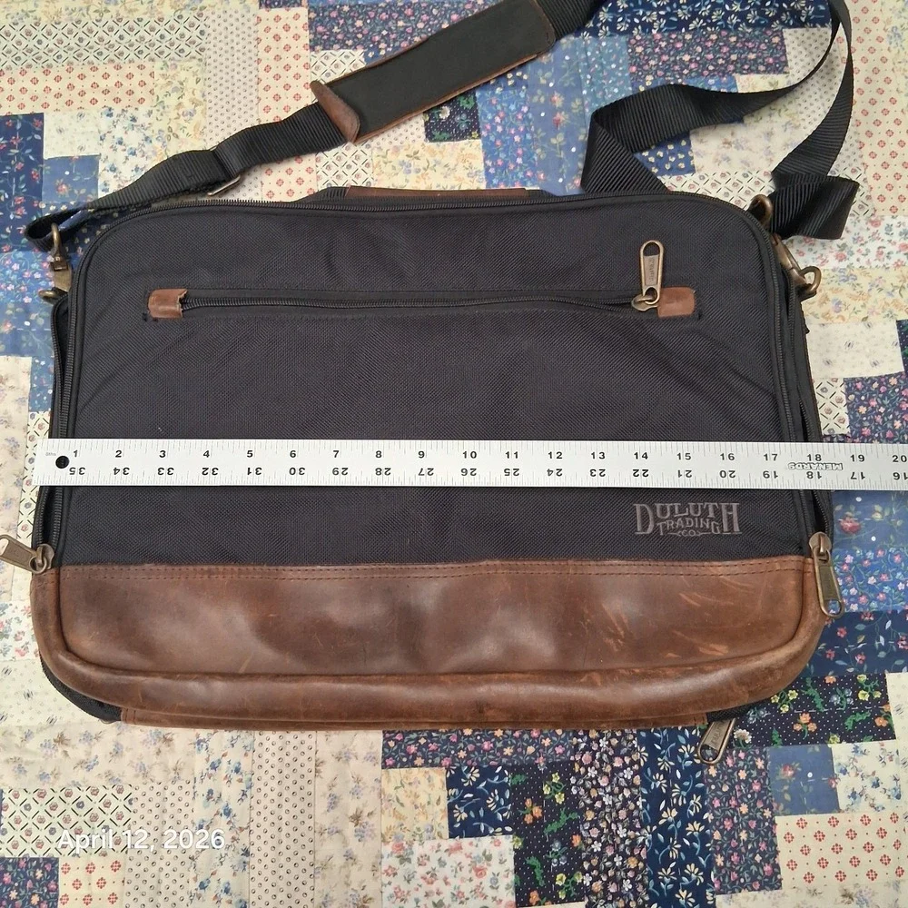 Duluth Trading Co Messenger Bag Navy Blue and Leather Laptop Carrier